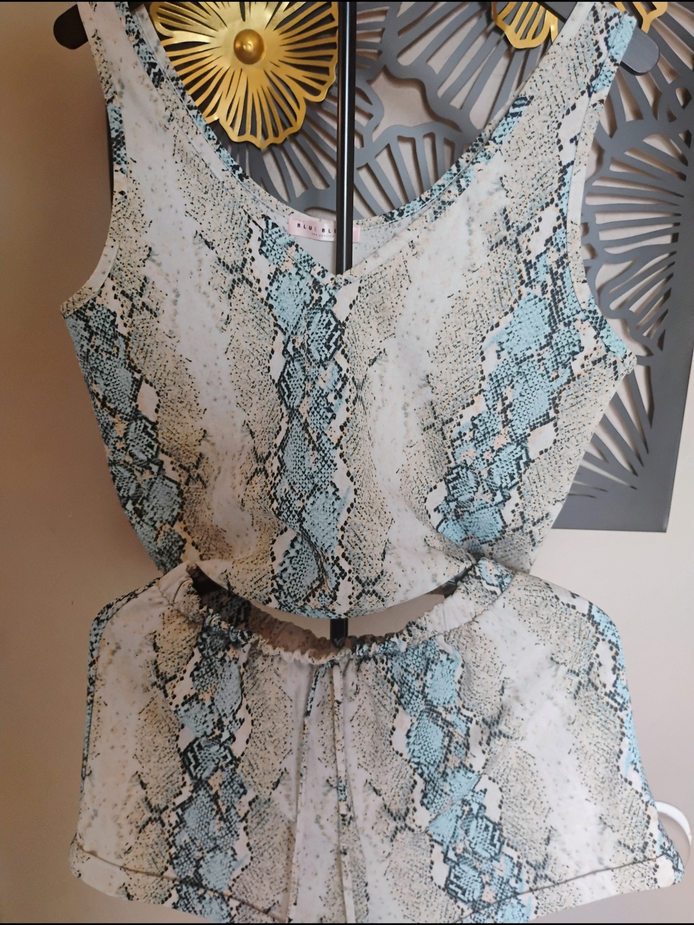 Blue Blush Size L Snake-Print Tank And Short Set in Light Blue and White